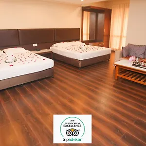 Grace Treasure Hotel