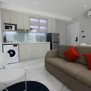 85 Soho Premium Residences Апарт-отель