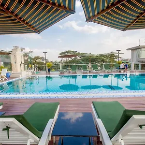 Prestige Residences At Golden Valley By Grand United Hospitality Отель