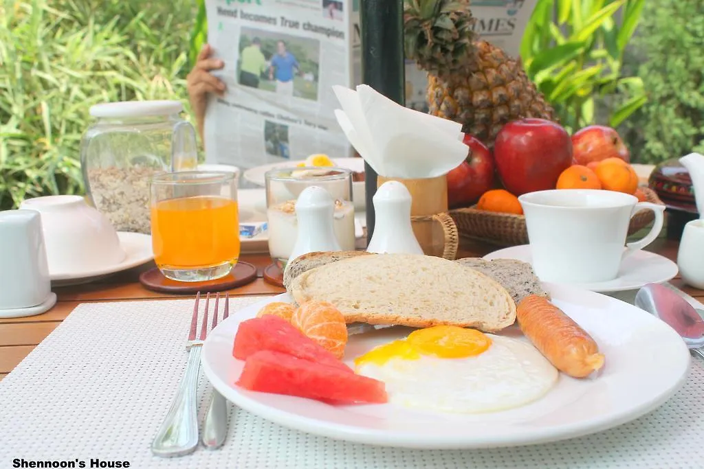 Bed and Breakfast Shennoon'S House Rangun